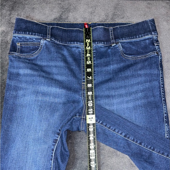 SPANX Size 1X Petite Dark Wash Skinny Shapewear Pull On Jean Leggings - Picture 8 of 13